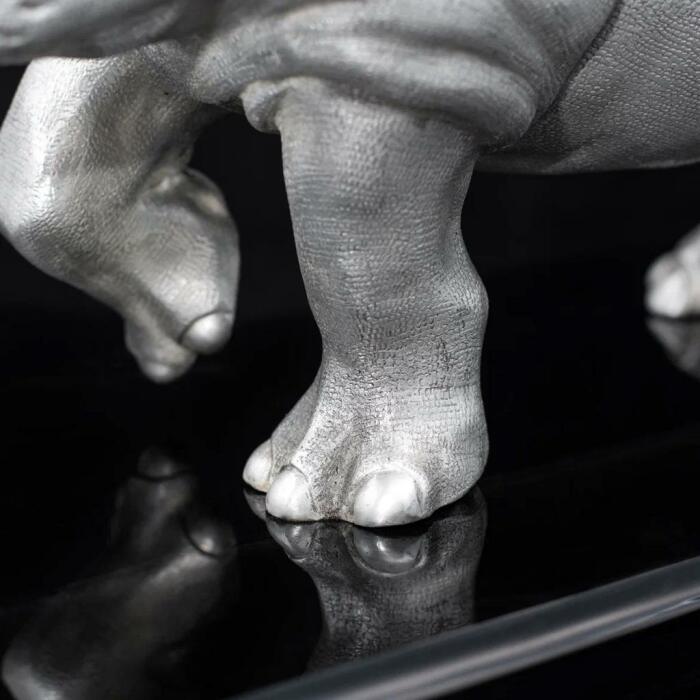 Скульптура "Носорог"